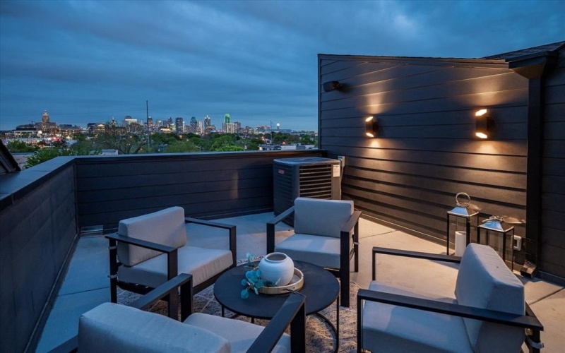 4534 Lake Avenue #102, Dallas, TX 75219, 3 Habitaciones Habitaciones , ,3 BañosBaños,Residential,En Venta,4534 Lake Avenue,0,21190864