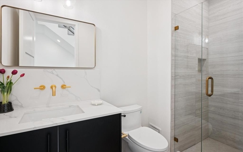 4534 Lake Avenue #102, Dallas, TX 75219, 3 Habitaciones Habitaciones , ,3 BañosBaños,Residential,En Venta,4534 Lake Avenue,0,21190864