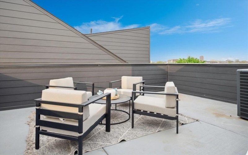 4534 Lake Avenue #102, Dallas, TX 75219, 3 Habitaciones Habitaciones , ,3 BañosBaños,Residential,En Venta,4534 Lake Avenue,0,21190864