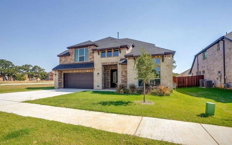 928 Arkan Lane, Fort Worth, TX 76120, 4 Habitaciones Habitaciones , ,3 BañosBaños,Residential,En Venta,928 Arkan Lane,0,21190867