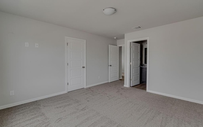 1136 E Broadway Avenue, Fort Worth, TX 76104, 6 Habitaciones Habitaciones , ,5 BañosBaños,Residential Multi Family,En Venta,1136 E Broadway Avenue,0,21191006