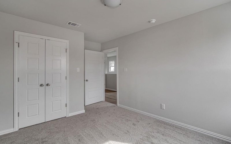 1136 E Broadway Avenue, Fort Worth, TX 76104, 6 Habitaciones Habitaciones , ,5 BañosBaños,Residential Multi Family,En Venta,1136 E Broadway Avenue,0,21191006