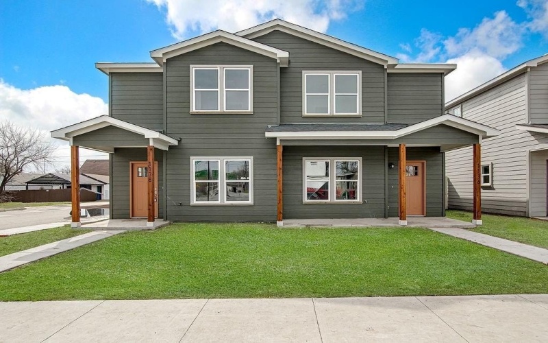 1136 E Broadway Avenue, Fort Worth, TX 76104, 6 Habitaciones Habitaciones , ,5 BañosBaños,Residential Multi Family,En Venta,1136 E Broadway Avenue,0,21191006