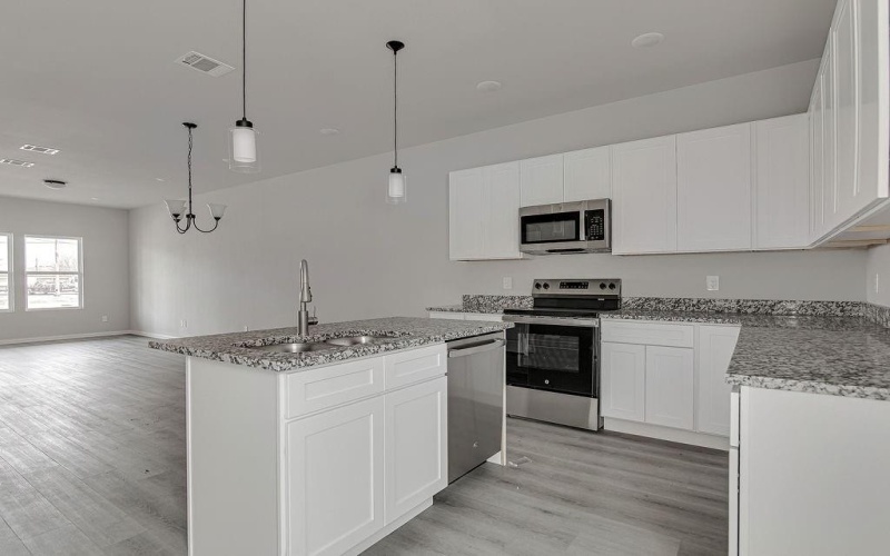 1136 E Broadway Avenue, Fort Worth, TX 76104, 6 Habitaciones Habitaciones , ,5 BañosBaños,Residential Multi Family,En Venta,1136 E Broadway Avenue,0,21191006