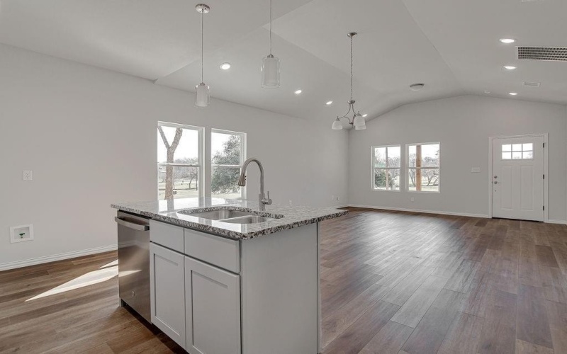 1649 E Terrell Avenue, Fort Worth, TX 76104, 3 Bedrooms Bedrooms, ,2 BathroomsBathrooms,Residential,For Sale,1649 E Terrell Avenue,0,21191012