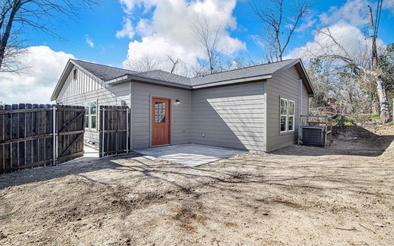 1649 E Terrell Avenue, Fort Worth, TX 76104, 3 Bedrooms Bedrooms, ,2 BathroomsBathrooms,Residential,For Sale,1649 E Terrell Avenue,0,21191012