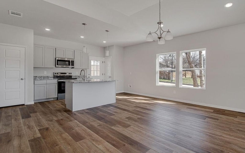 1649 E Terrell Avenue, Fort Worth, TX 76104, 3 Bedrooms Bedrooms, ,2 BathroomsBathrooms,Residential,For Sale,1649 E Terrell Avenue,0,21191012