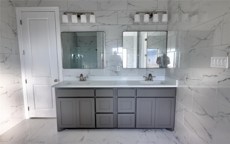 7231 VelvetLeaf, Benbrook, TX 76126, 4 Bedrooms Bedrooms, ,3 BathroomsBathrooms,Residential,For Sale,7231 VelvetLeaf,0,21191249