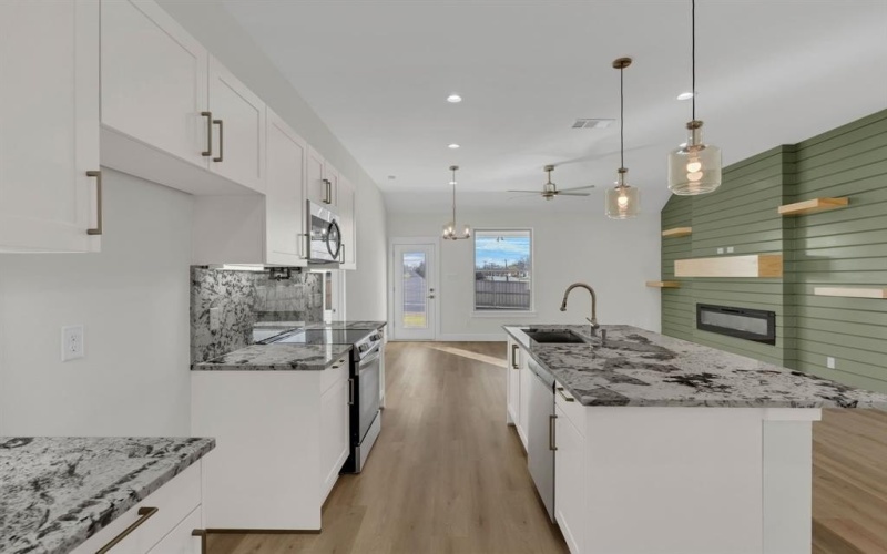 217 Alice Court, Grand Prairie, TX 75051, 3 Bedrooms Bedrooms, ,2 BathroomsBathrooms,Residential,For Sale,217 Alice Court,0,21191366