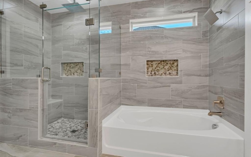 217 Alice Court, Grand Prairie, TX 75051, 3 Bedrooms Bedrooms, ,2 BathroomsBathrooms,Residential,For Sale,217 Alice Court,0,21191366