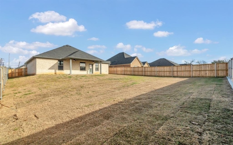 217 Alice Court, Grand Prairie, TX 75051, 3 Bedrooms Bedrooms, ,2 BathroomsBathrooms,Residential,For Sale,217 Alice Court,0,21191366