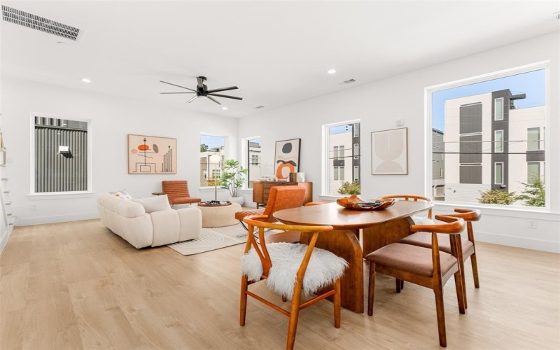 2015 N Prairie Avenue #102, Dallas, TX 75204, 2 Bedrooms Bedrooms, ,2 BathroomsBathrooms,Residential,For Sale,2015 N Prairie Avenue,0,21191514