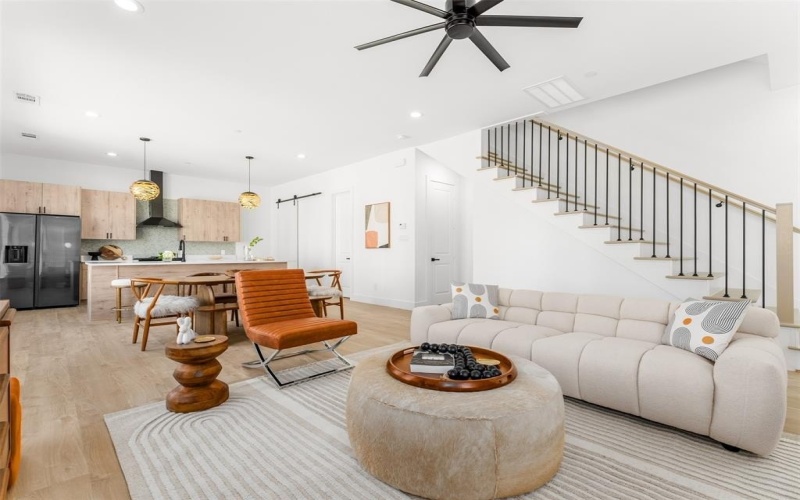 2015 N Prairie Avenue #102, Dallas, TX 75204, 2 Bedrooms Bedrooms, ,2 BathroomsBathrooms,Residential,For Sale,2015 N Prairie Avenue,0,21191514