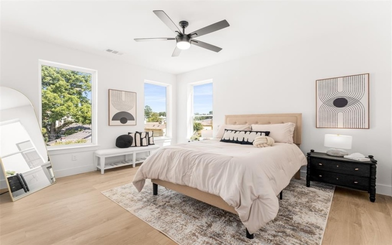 2015 N Prairie Avenue #102, Dallas, TX 75204, 2 Bedrooms Bedrooms, ,2 BathroomsBathrooms,Residential,For Sale,2015 N Prairie Avenue,0,21191514