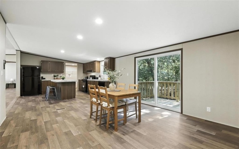 131 Kelly Court, Azle, TX 76020, 4 Bedrooms Bedrooms, ,2 BathroomsBathrooms,Residential,For Sale,131 Kelly Court,0,21191569