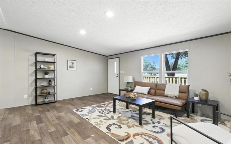 131 Kelly Court, Azle, TX 76020, 4 Bedrooms Bedrooms, ,2 BathroomsBathrooms,Residential,For Sale,131 Kelly Court,0,21191569