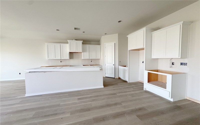 2706 Lady Andrea, Corpus Christi, TX 78415, 3 Bedrooms Bedrooms, ,2 BathroomsBathrooms,Residential,For Sale,2706 Lady Andrea,0,472324