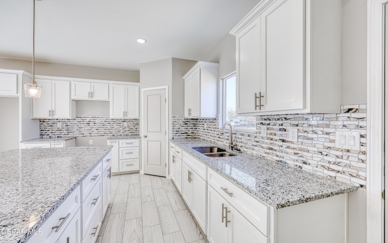 11607 Valle Bonito Road, Socorro, TX 79927, 4 Habitaciones Habitaciones , ,2 BañosBaños,Residential,En Venta,11607 Valle Bonito Road,0,939006