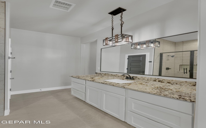 15031 HINOJOS Avenue, El Paso, TX 79938, 4 Habitaciones Habitaciones , ,3 BañosBaños,Residential,En Venta,15031 HINOJOS Avenue,0,939012