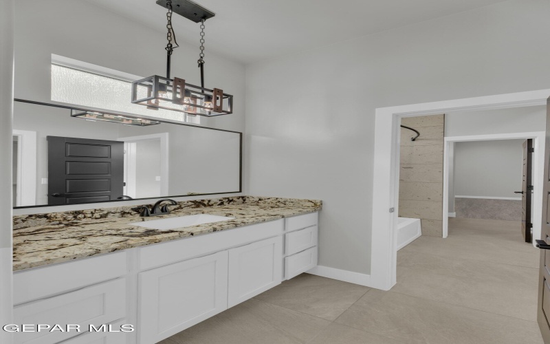 15031 HINOJOS Avenue, El Paso, TX 79938, 4 Habitaciones Habitaciones , ,3 BañosBaños,Residential,En Venta,15031 HINOJOS Avenue,0,939012