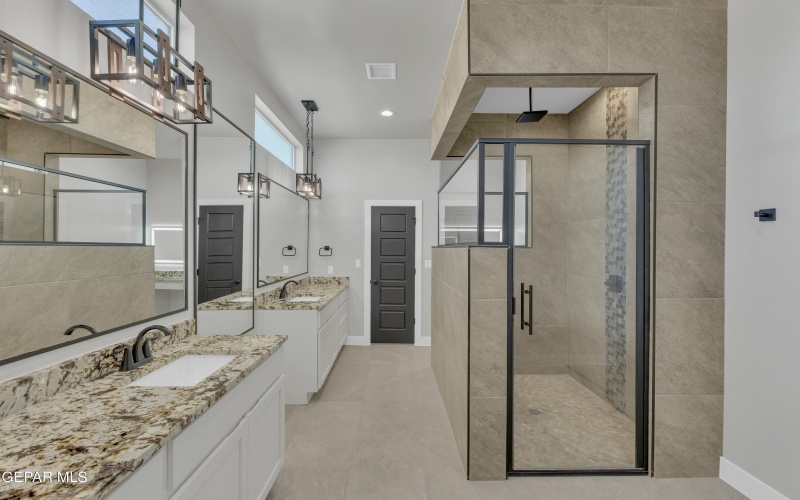 15031 HINOJOS Avenue, El Paso, TX 79938, 4 Habitaciones Habitaciones , ,3 BañosBaños,Residential,En Venta,15031 HINOJOS Avenue,0,939012