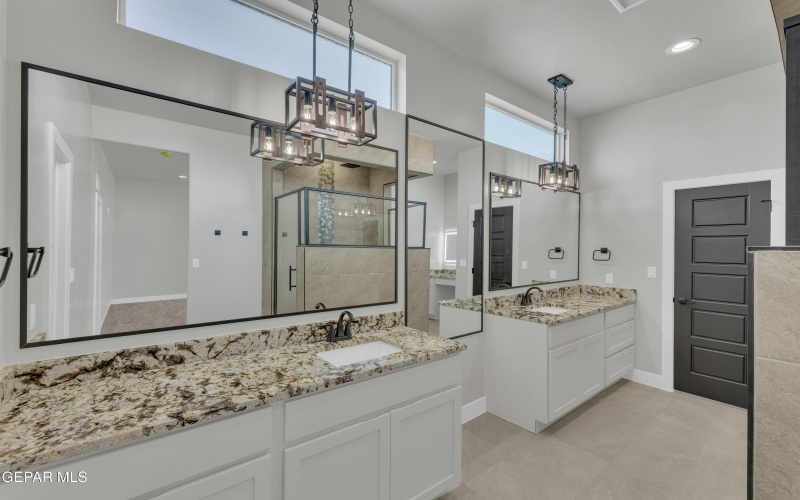 15031 HINOJOS Avenue, El Paso, TX 79938, 4 Habitaciones Habitaciones , ,3 BañosBaños,Residential,En Venta,15031 HINOJOS Avenue,0,939012