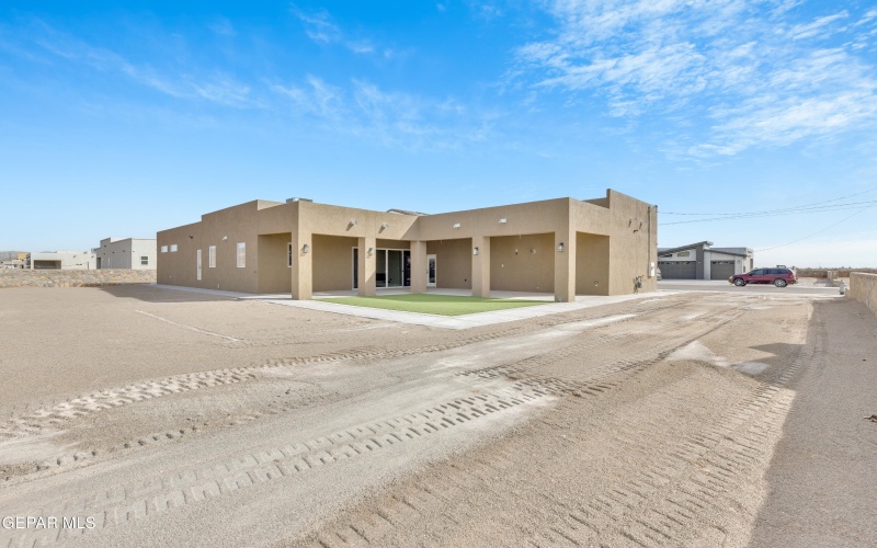 15031 HINOJOS Avenue, El Paso, TX 79938, 4 Habitaciones Habitaciones , ,3 BañosBaños,Residential,En Venta,15031 HINOJOS Avenue,0,939012