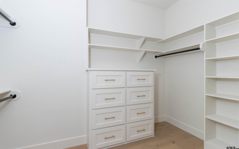 3964 Hogan Dr, Tyler, TX 75709, 3 Bedrooms Bedrooms, ,3 BathroomsBathrooms,Residential,For Sale,3964 Hogan Dr,0,26002783