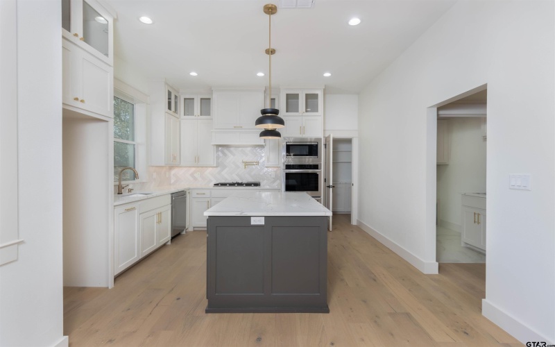 3964 Hogan Dr, Tyler, TX 75709, 3 Bedrooms Bedrooms, ,3 BathroomsBathrooms,Residential,For Sale,3964 Hogan Dr,0,26002783