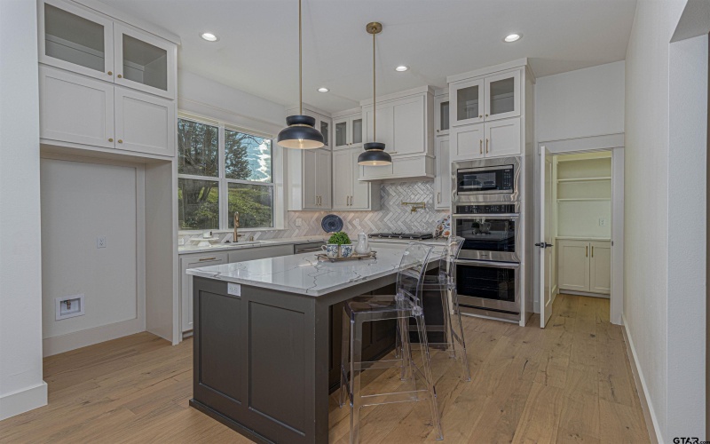 3964 Hogan Dr, Tyler, TX 75709, 3 Bedrooms Bedrooms, ,3 BathroomsBathrooms,Residential,For Sale,3964 Hogan Dr,0,26002783