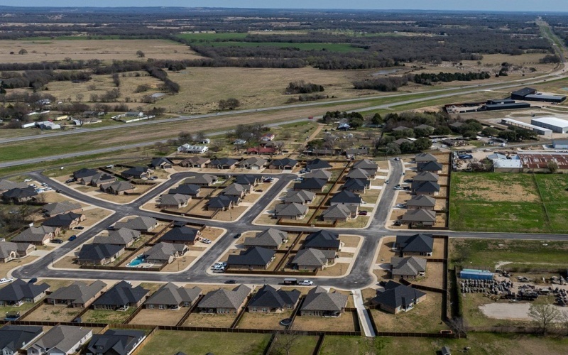 503 Limestone Cir, Mabank, TX 75147, 4 Bedrooms Bedrooms, ,2 BathroomsBathrooms,Residential,For Sale,503 Limestone Cir,0,112409