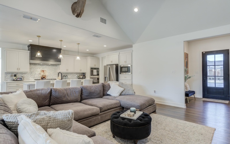 4624 139th Street, Lubbock, TX 79424, 4 Bedrooms Bedrooms, ,3 BathroomsBathrooms,Residential,For Sale,4624 139th Street,0,202602625