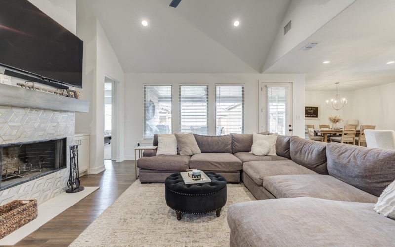 4624 139th Street, Lubbock, TX 79424, 4 Bedrooms Bedrooms, ,3 BathroomsBathrooms,Residential,For Sale,4624 139th Street,0,202602625