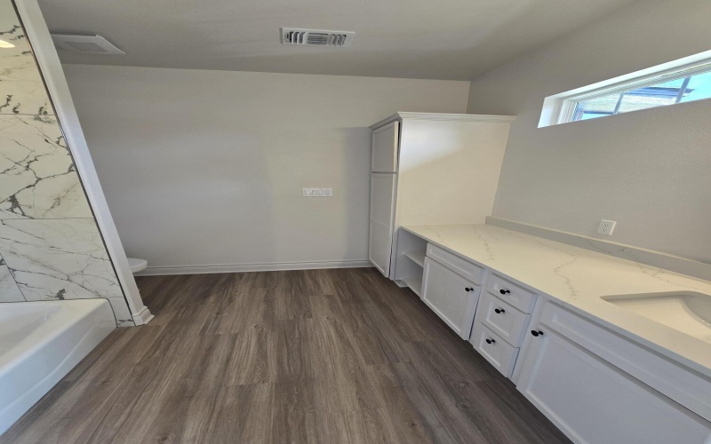 7814 53rd Street, Lubbock, TX 79407, 4 Bedrooms Bedrooms, ,3 BathroomsBathrooms,Residential,For Sale,7814 53rd Street,0,202602626