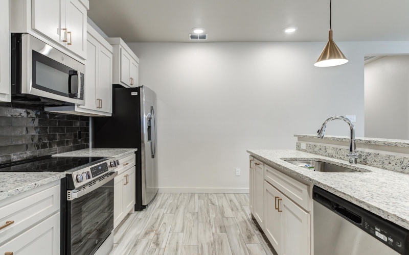 7030-7036 41st Street, Lubbock, TX 79407, 11 Bedrooms Bedrooms, ,8 BathroomsBathrooms,Residential Multi Family,For Sale,7030-7036 41st Street,0,202602630