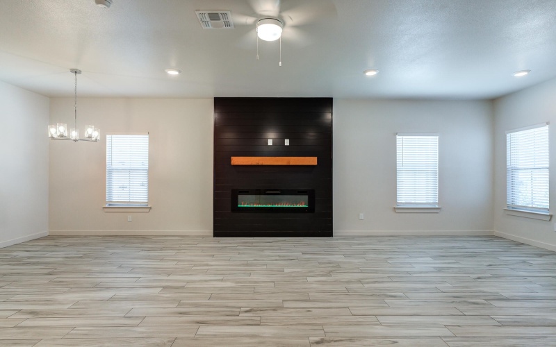 7030-7036 41st Street, Lubbock, TX 79407, 11 Bedrooms Bedrooms, ,8 BathroomsBathrooms,Residential Multi Family,For Sale,7030-7036 41st Street,0,202602630