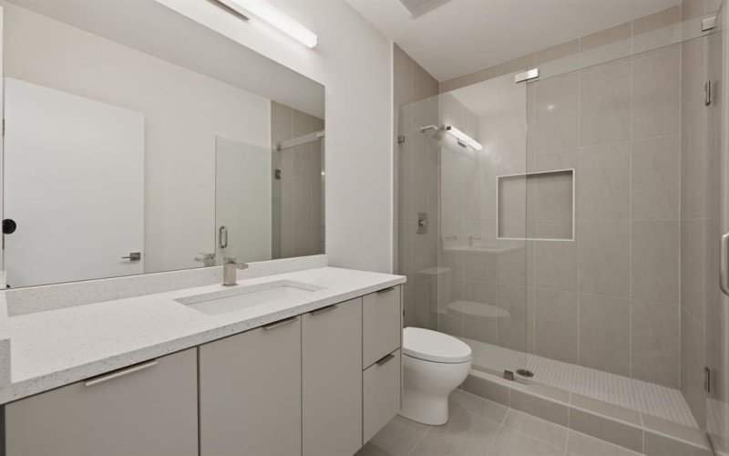 8806 Diceman Drive, Dallas, TX 75218, 5 Habitaciones Habitaciones , ,5 BañosBaños,Residential,En Venta,8806 Diceman Drive,0,21181400