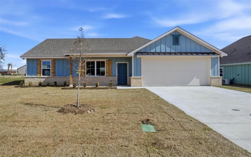 307 Railroad Avenue, Sanger, TX 76266, 3 Habitaciones Habitaciones , ,2 BañosBaños,Residential,En Venta,307 Railroad Avenue,0,21183791