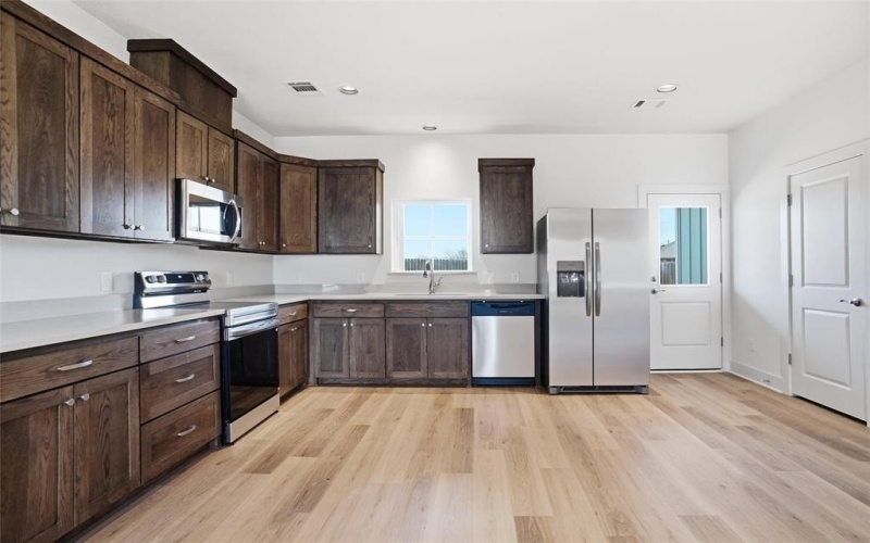 307 Railroad Avenue, Sanger, TX 76266, 3 Habitaciones Habitaciones , ,2 BañosBaños,Residential,En Venta,307 Railroad Avenue,0,21183791