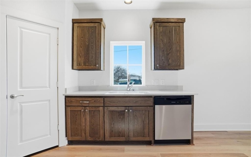 309 Railroad Avenue, Sanger, TX 76266, 3 Bedrooms Bedrooms, ,2 BathroomsBathrooms,Residential,For Sale,309 Railroad Avenue,0,21183806