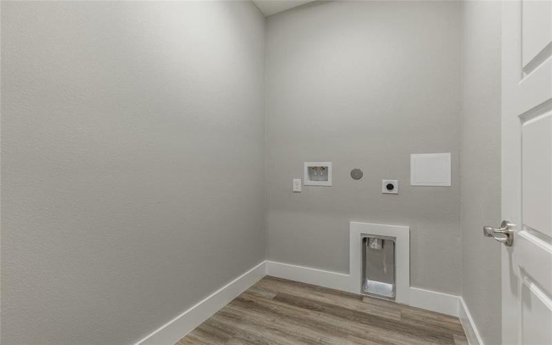 1219 S Montgomery Street, Sherman, TX 75090, 3 Habitaciones Habitaciones , ,2 BañosBaños,Residential,En Venta,1219 S Montgomery Street,0,21184755