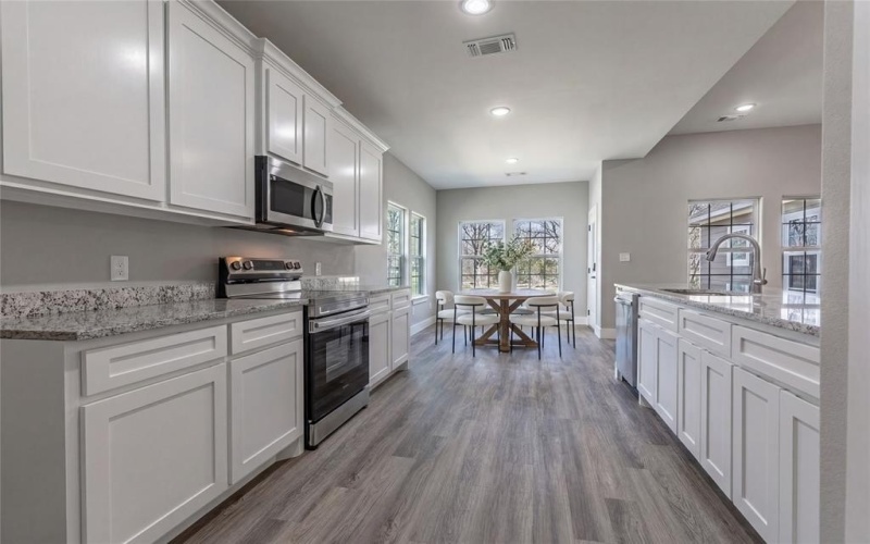 1219 S Montgomery Street, Sherman, TX 75090, 3 Habitaciones Habitaciones , ,2 BañosBaños,Residential,En Venta,1219 S Montgomery Street,0,21184755