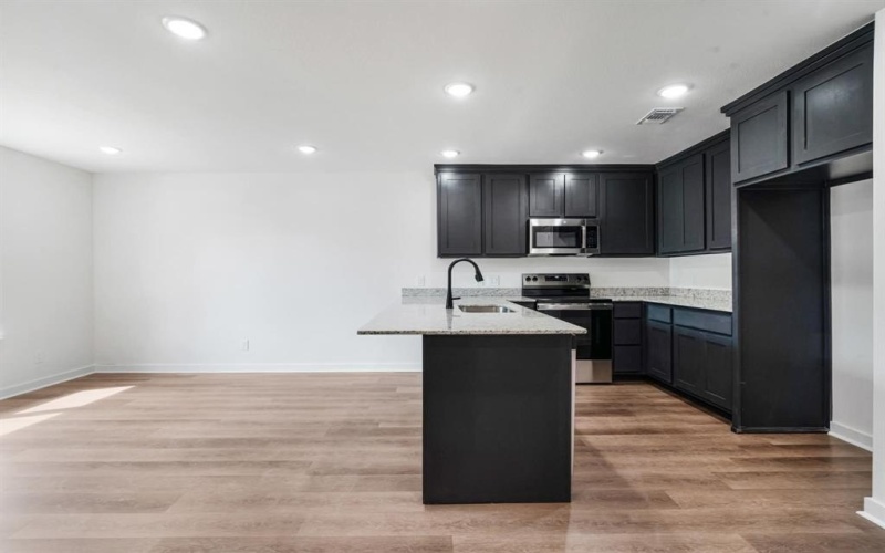 2725 Briarwood, Paris, TX 75460, 3 Bedrooms Bedrooms, ,2 BathroomsBathrooms,Residential,For Sale,2725 Briarwood,0,21185909