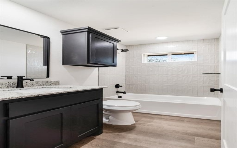 2725 Briarwood, Paris, TX 75460, 3 Bedrooms Bedrooms, ,2 BathroomsBathrooms,Residential,For Sale,2725 Briarwood,0,21185909