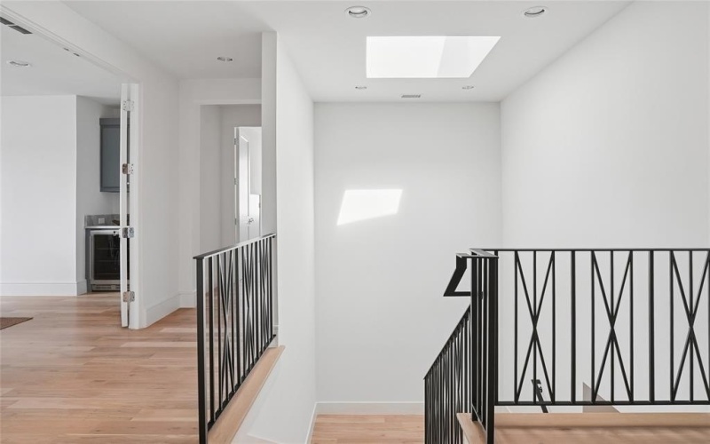 6929 Robin Road, Dallas, TX 75209, 5 Habitaciones Habitaciones , ,6 BañosBaños,Residential,En Venta,6929 Robin Road,0,21187043