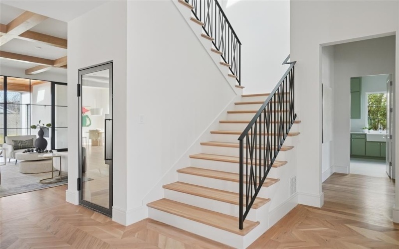 6929 Robin Road, Dallas, TX 75209, 5 Habitaciones Habitaciones , ,6 BañosBaños,Residential,En Venta,6929 Robin Road,0,21187043