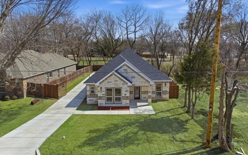 2222 Water Crest Lane, Glenn Heights, TX 75154, 4 Bedrooms Bedrooms, ,3 BathroomsBathrooms,Residential,For Sale,2222 Water Crest Lane,0,21188390