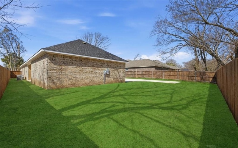 2222 Water Crest Lane, Glenn Heights, TX 75154, 4 Bedrooms Bedrooms, ,3 BathroomsBathrooms,Residential,For Sale,2222 Water Crest Lane,0,21188390