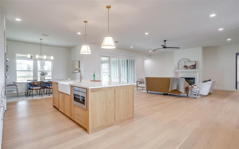 5524 Sledge Loop, Fort Worth, TX 76126, 5 Bedrooms Bedrooms, ,3 BathroomsBathrooms,Residential,For Sale,5524 Sledge Loop,0,21188775