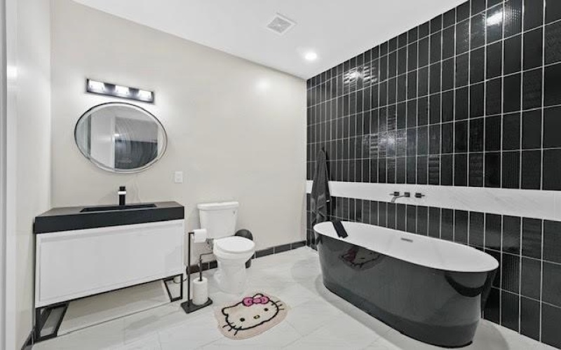 511 S Bluegrove, Lancaster, TX 75146, 9 Habitaciones Habitaciones , ,9 BañosBaños,Residential,En Venta,511 S Bluegrove,0,21191814